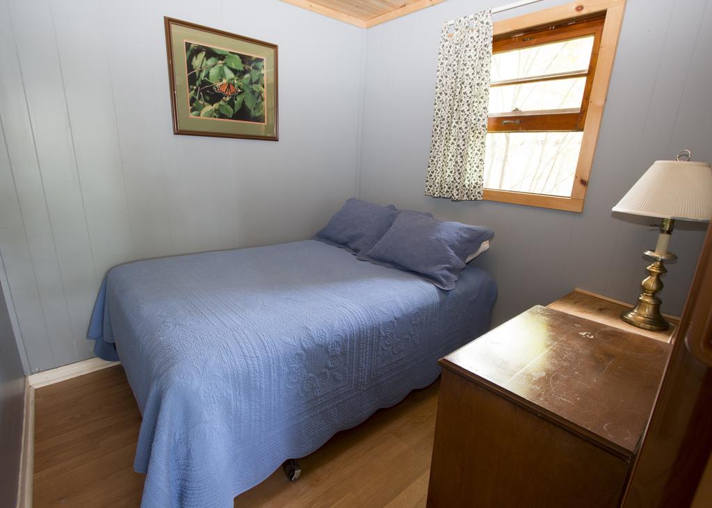 The Pines Cottage Resort Oxtongue Lake Exterior foto