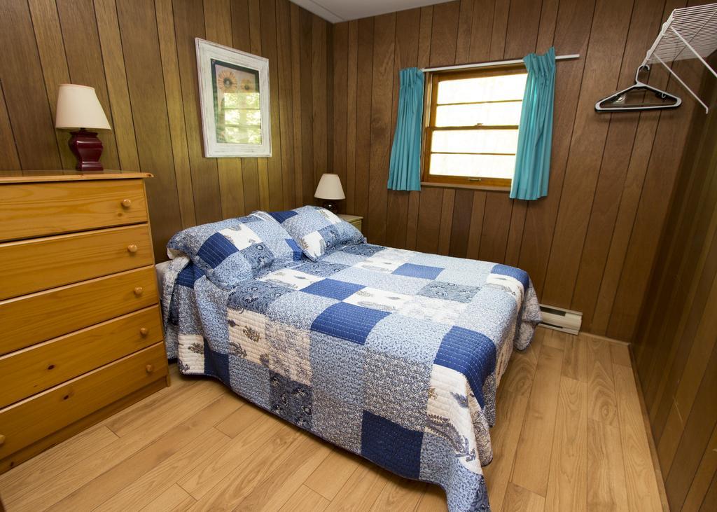 The Pines Cottage Resort Oxtongue Lake Exterior foto