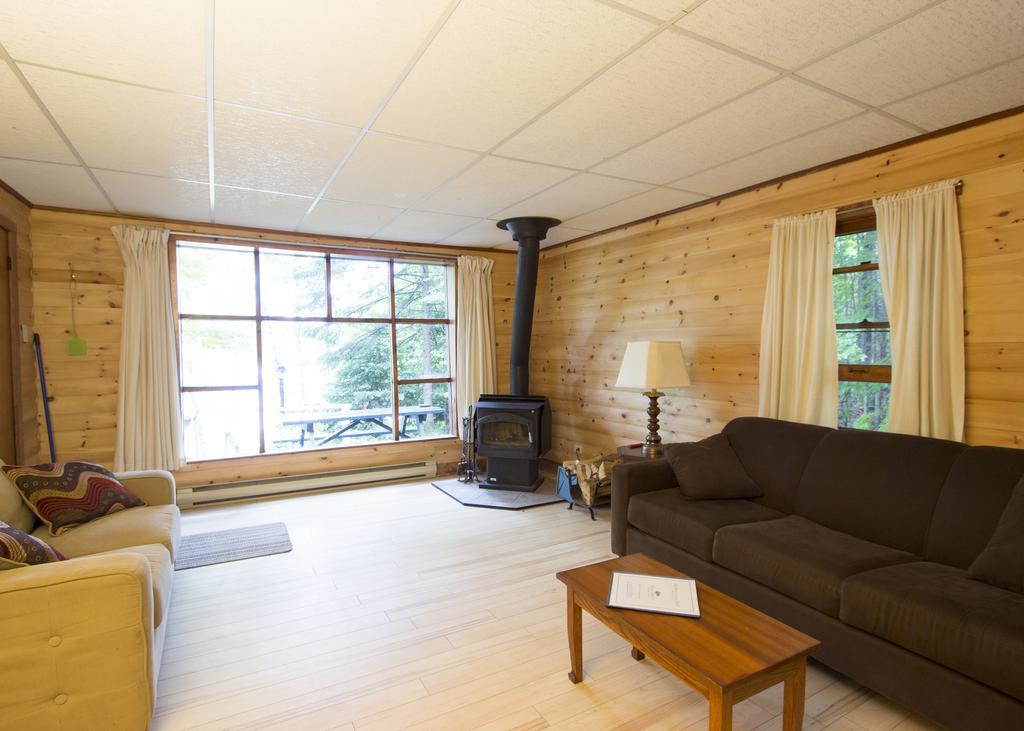 The Pines Cottage Resort Oxtongue Lake Exterior foto