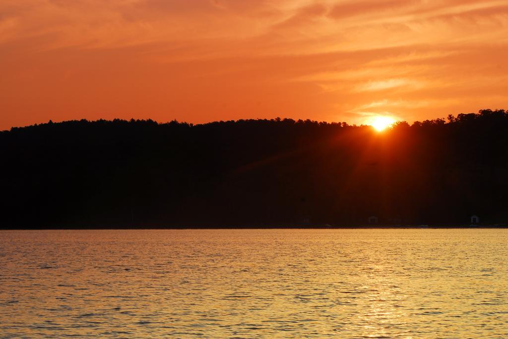 The Pines Cottage Resort Oxtongue Lake Exterior foto